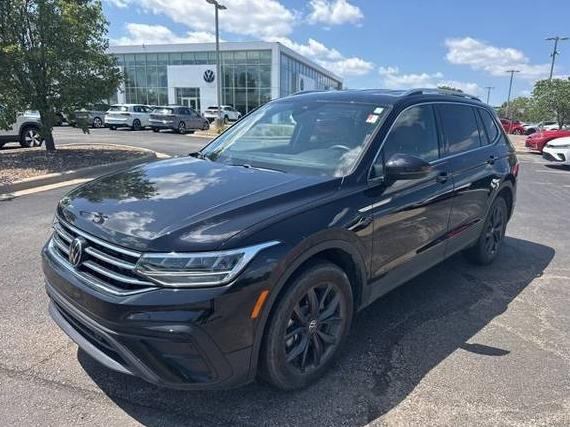 VOLKSWAGEN TIGUAN 4MOTION 2023 3VV2B7AX8PM029665 image